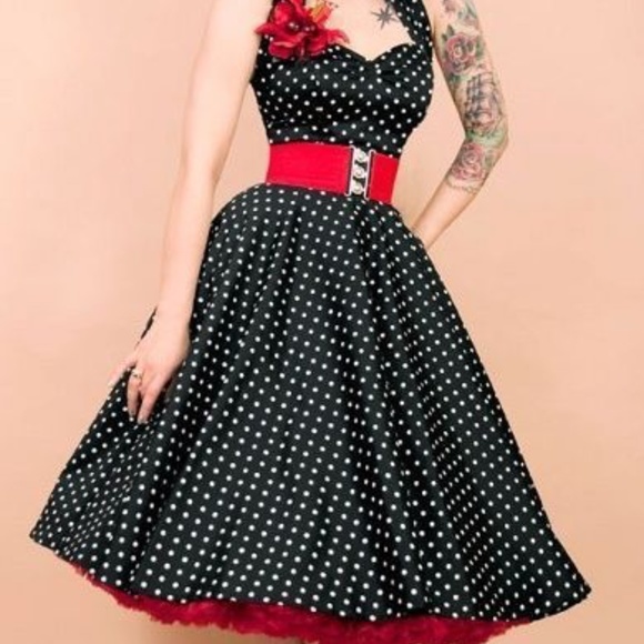 Red Full sweep Petticoat 2 Huge thick soft layers of nylo… - Picture 2 of 4